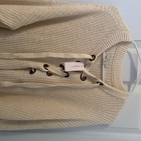 American Eagle Tie Front Fall sweater-Size Medium - Picture 2 of 4